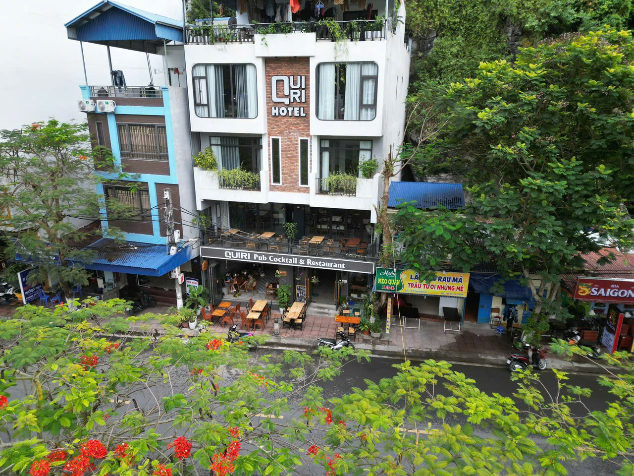 Quiri Hotel Cat Ba — Hotel, Cat Ba