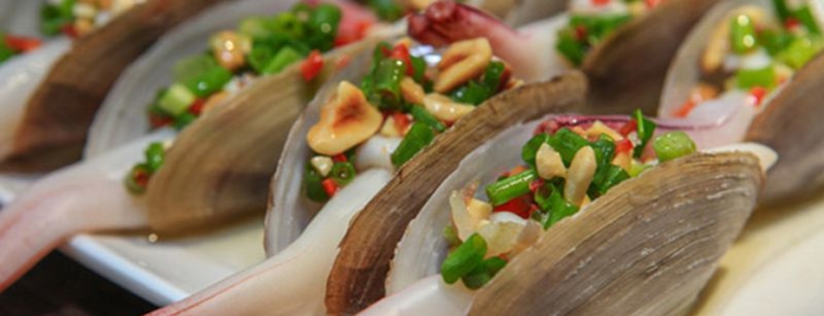 Best Local Foods in Cat Ba for a Real Island Experience