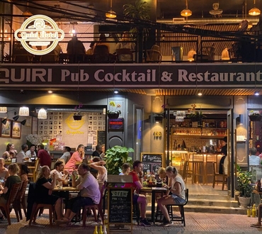 Hotel With Restaurant in Cat Ba for a Perfect Island Stay