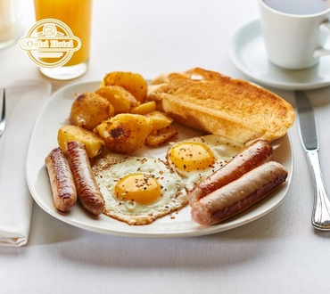 Breakfast Cat Ba: Best Breakfast Spots in Cat Ba Town