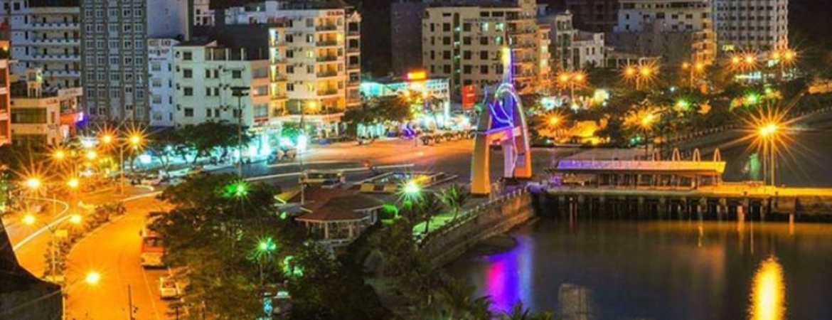 Best Nightlife in Cat Ba: What to Do at Night in Cat Ba Town