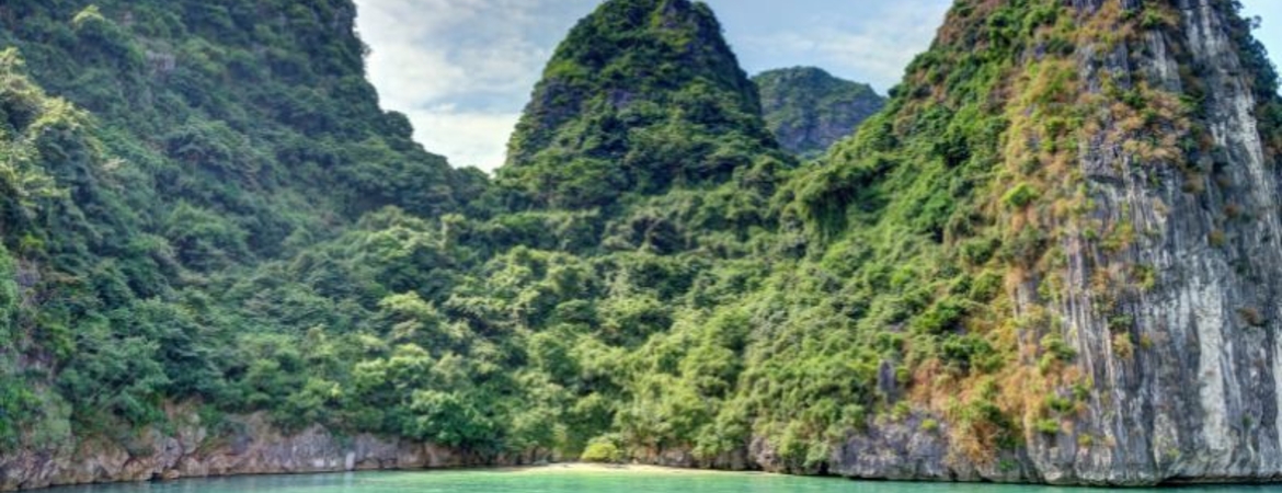 Hotel Near Lan Ha Bay Close to Harbor Area in Cat Ba