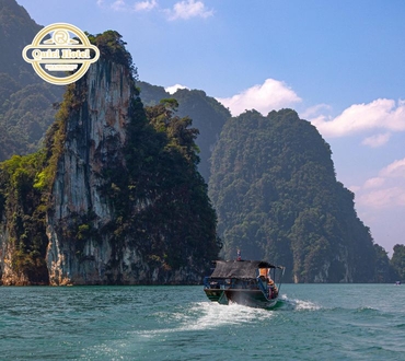 Hotel Near Lan Ha Bay Close to Harbor Area in Cat Ba