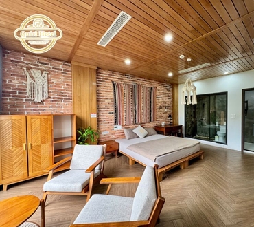 Cat Ba Spring Travel Guide: Where to Stay and Travel Tips