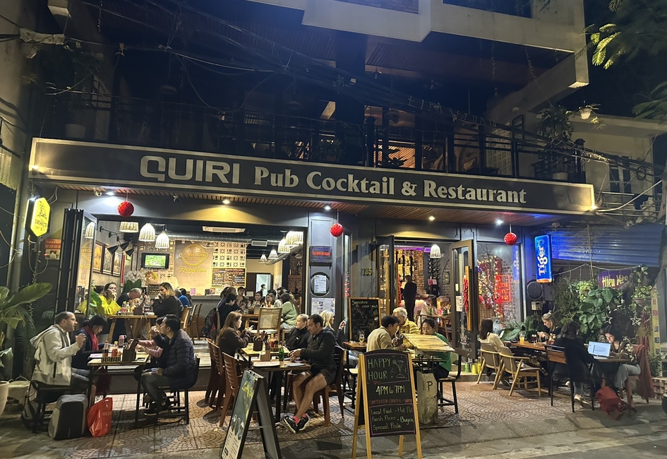 QUIRI PUB & RESTAURANT
