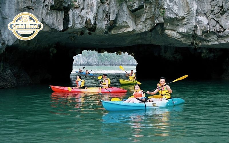 Kayaking Tour with Cat Ba Expedition