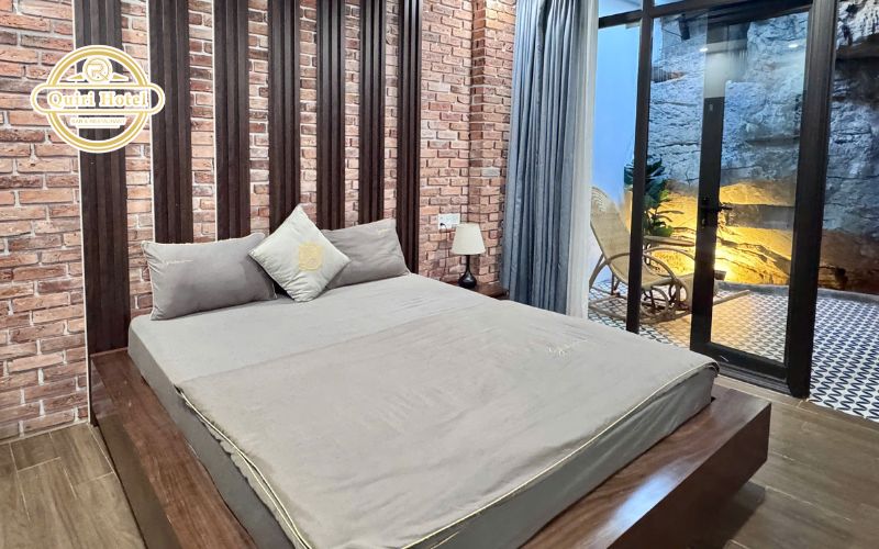 What Makes a Hotel Perfect for Couples in Cat Ba