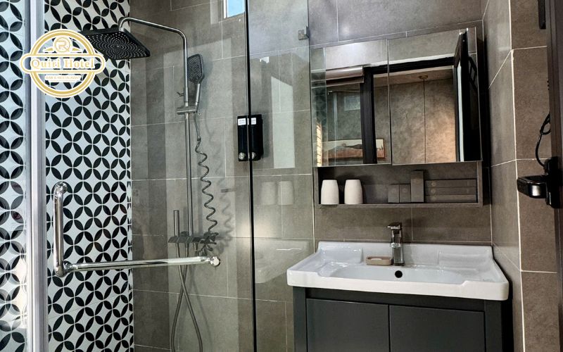 Tips to Book the Best Cat Ba Hotel for Couples