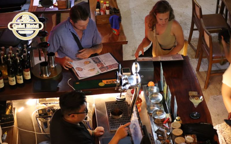 Quiri Pub & Restaurant