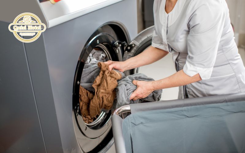 Who Should Choose a Hotel With Laundry Service