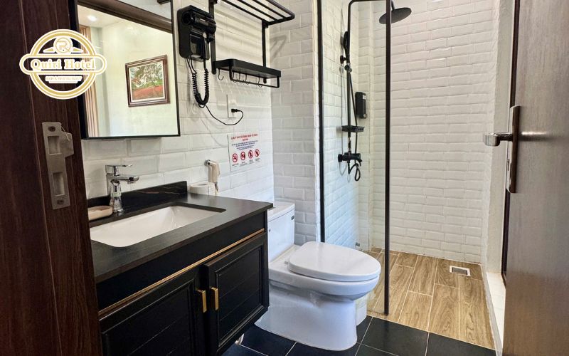 Best Areas to Stay Near the Beach in Cat Ba