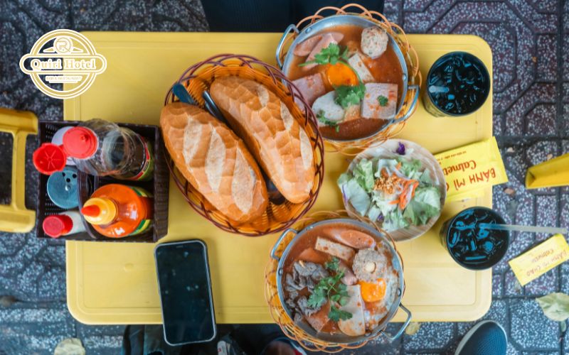Why Lunch in Cat Ba Is a Great Experience